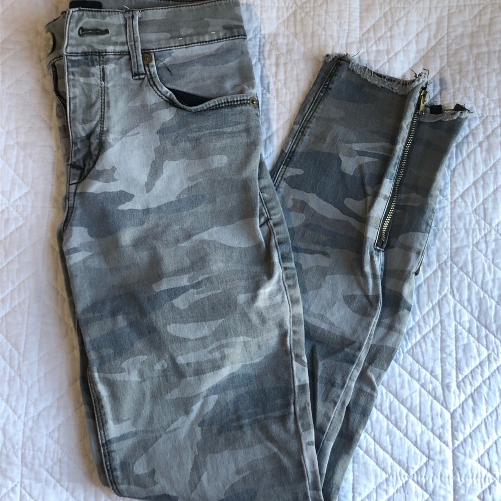 Express Camouflage Pants